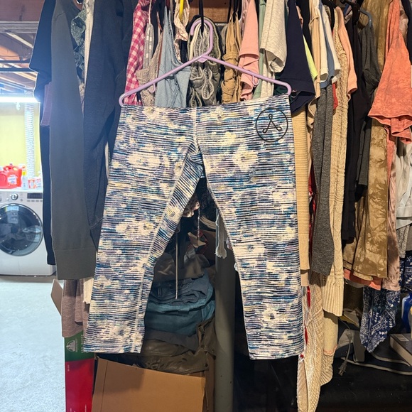 Closet Clean Out - Picture 13 of 15